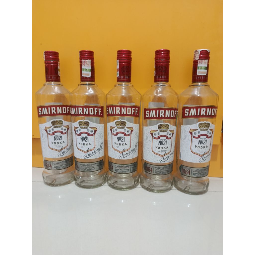 botol bekas minuman alcohol
