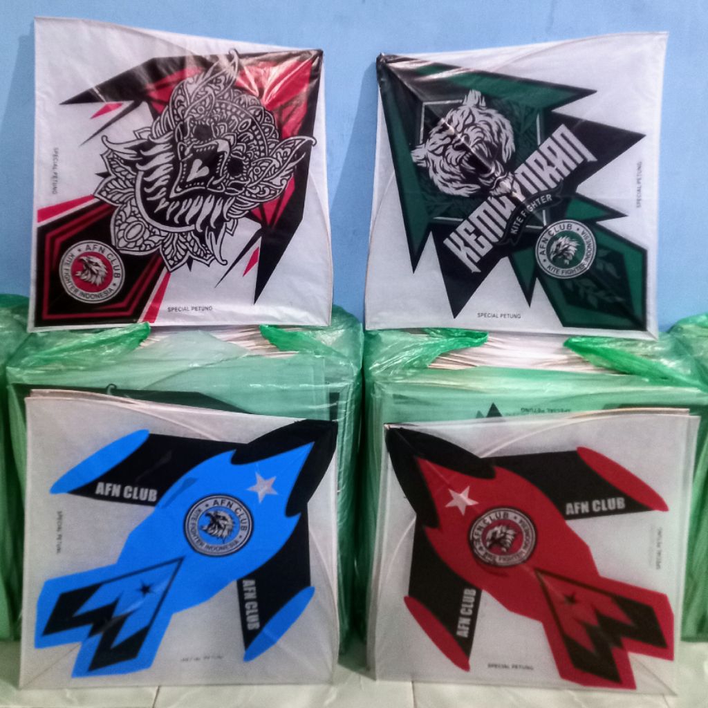 Layangan Sukhoi Super Turnament 2 Warna Lilitan [ Minimal Pembelian 50 Biji ]