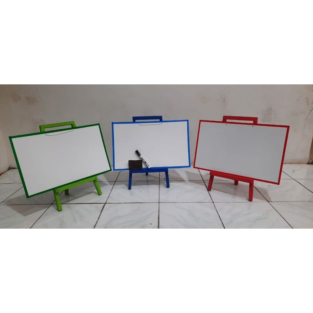 

papan tulis anak dan penyangah UK 30×50 cm free penghapus dan spidol
