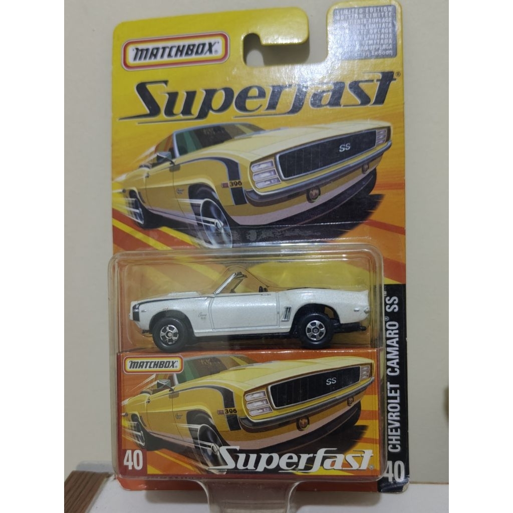 Matchbox Premium Superfast Chevrolet Camaro SS