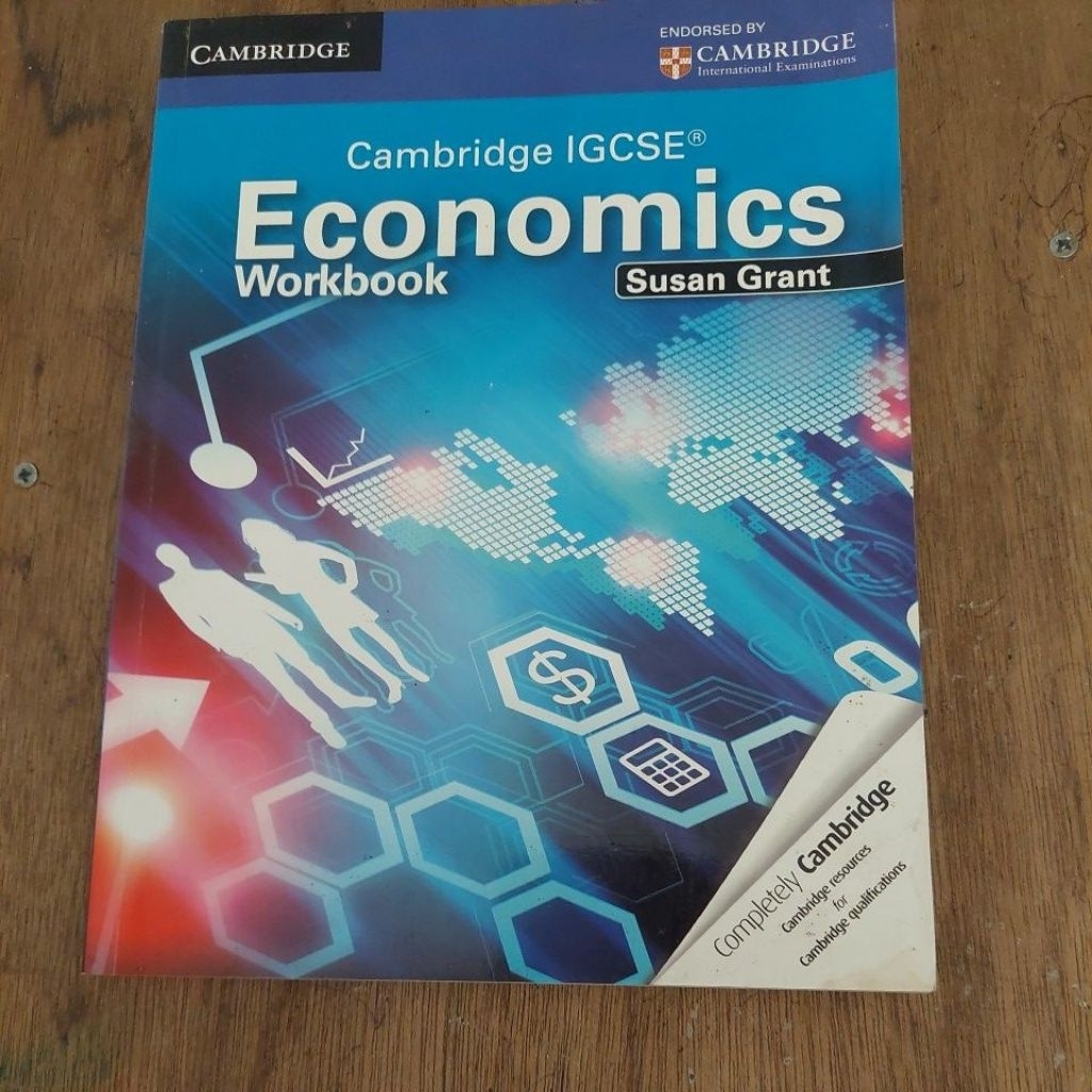 CAMBRIDGE IGCSE ECONOMICS WORKBOOK