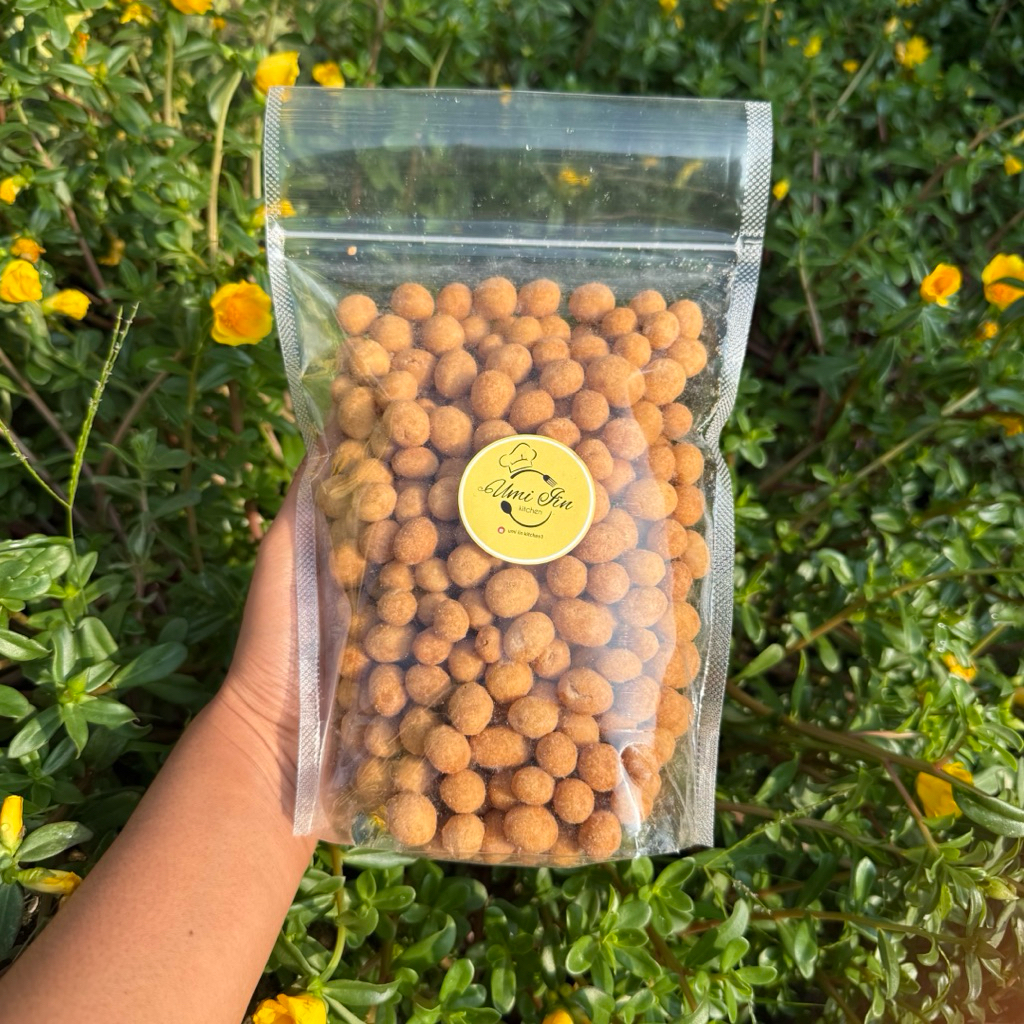 

KACANG TELUR 500gr | KACANG TELOR 500gr | SNACK | JAJANAN | KUE LEBARAN | KUE KERING | KACANG TELOR MANIS GURIH