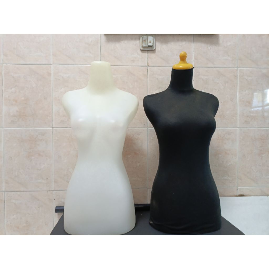 manekinDM wanita dewasa, second, kondisi sangat baik tdk ada cacat/penyok