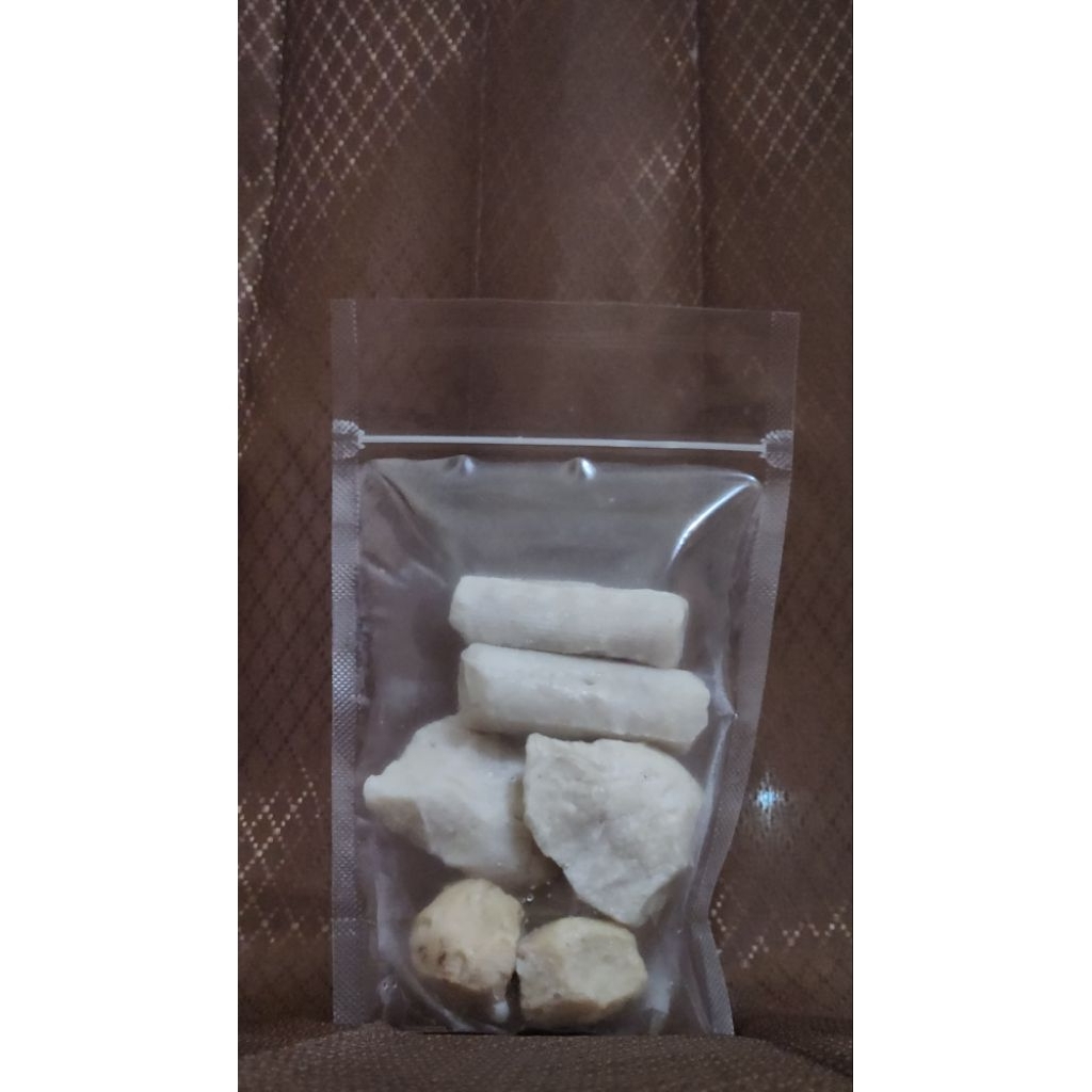 

Pempek frozen mix size M