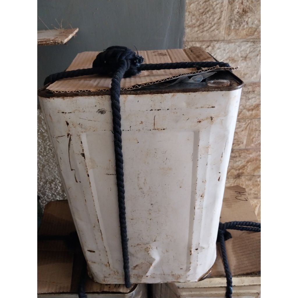 

(Grosir) Petis Ikan Tuna 1 blek