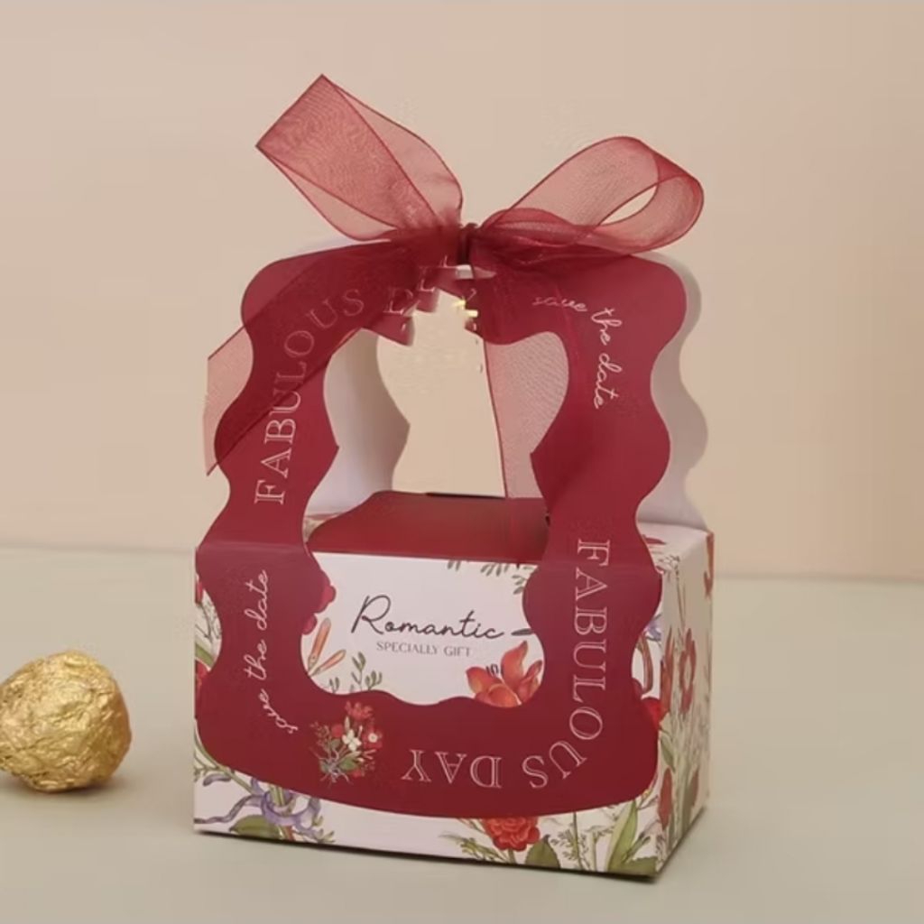 

MINI BOX HAMPERS BIRTHDAY, WEDDING, SANGJIT