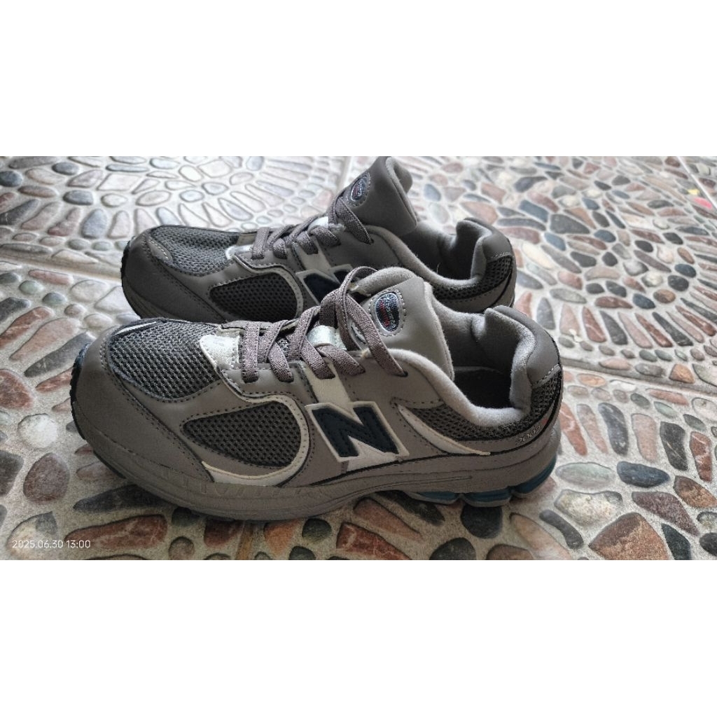 NB 2002r anak preloved