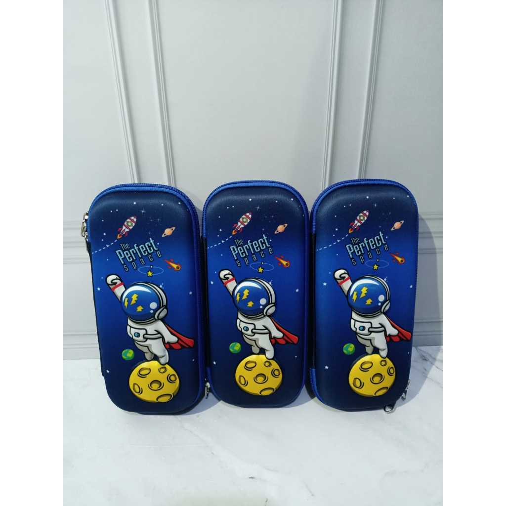 

TEMPAT PENSIL JUMBO TEMPAT PENSIL ANAK SEKOLAH GAMBAR 3D / KOTAK PENSIL ANAK MOTIF KARTUN TERMURAH / Tempat Pensil Anak / Tempat Pensil Astronot / Tempat Pensil