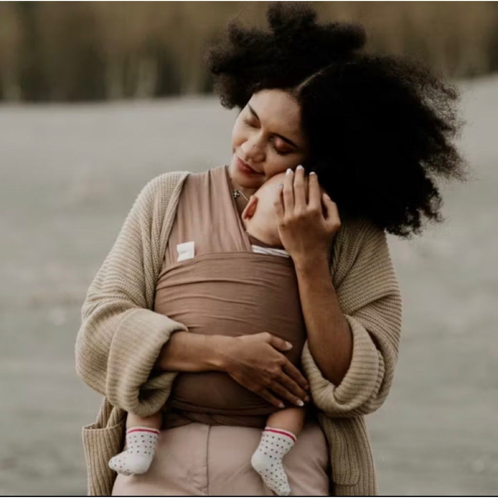 [PRELOVED] Mikhadou Stretchy Wrap - Gendongan Bayi M Shape Rustic Brown - Baby Carrier