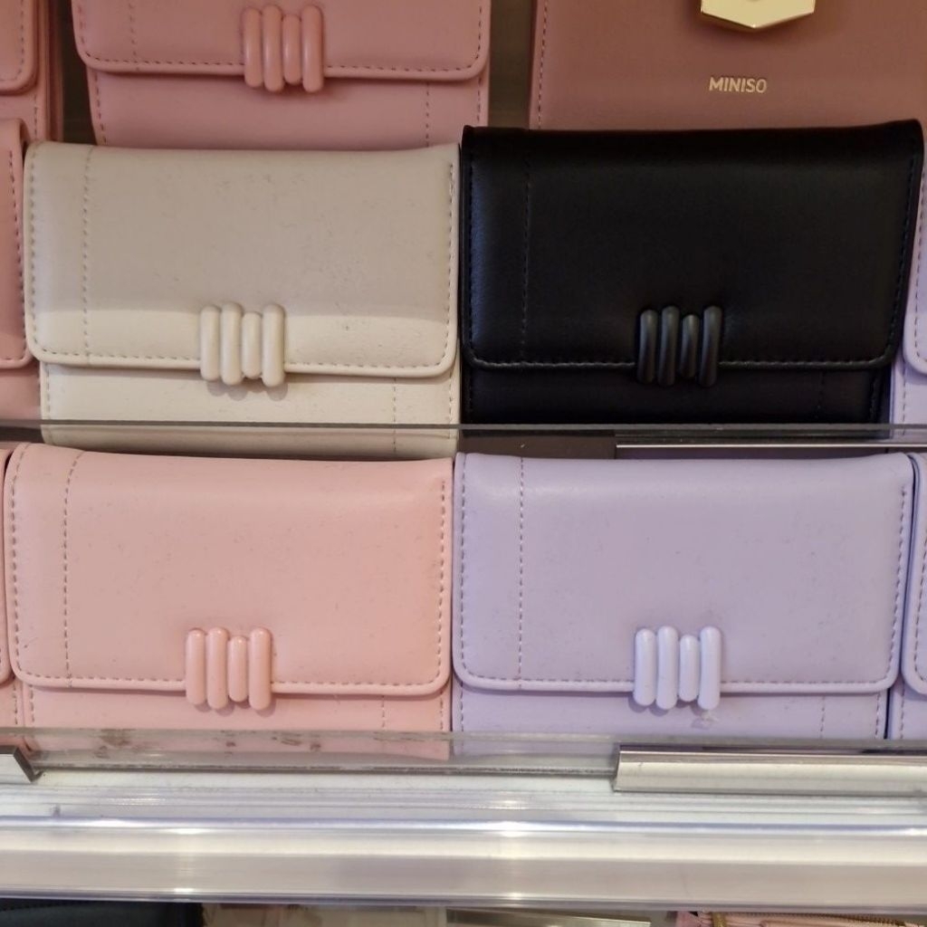 MINISO Dompet Wanita Pendek 3 Lipat