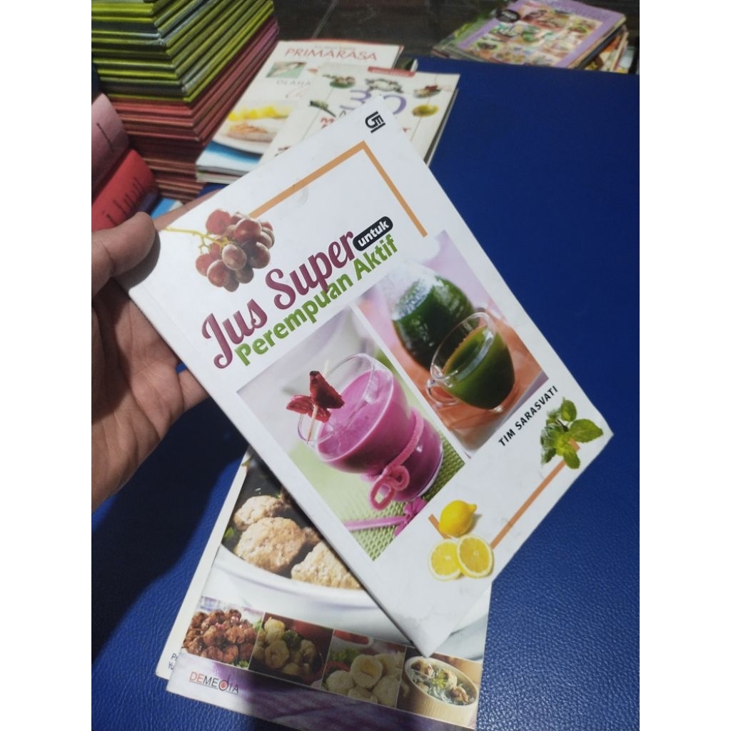 

BUKU JUS SUPER UNTUK PEREMPUAN AKTIF