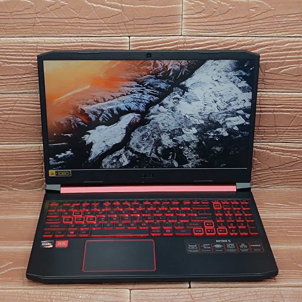 Laptop Acer NITRO 5 GAMING AN515-43 AMD RYZEN 5-3550H RAM 8GB SSD 256GB RX 560X