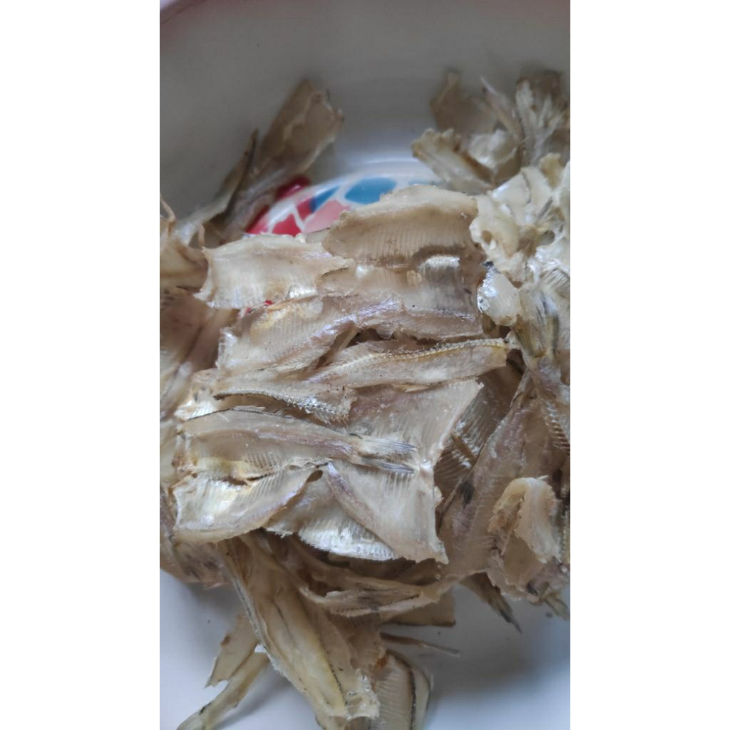 

Ikan Tipis Bilis Kerupuk khas Kalimantan - Pontianak