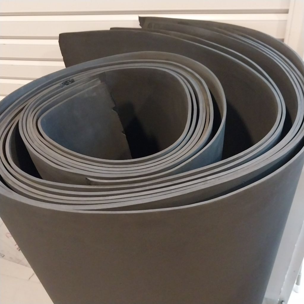 Spon Busa Eva / Busa Ati Hitam Tebal 10mm x 120cm x 210cm Lembaran