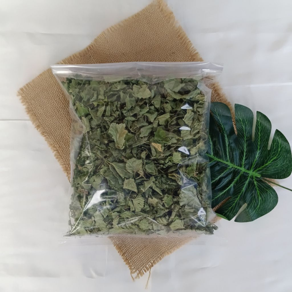 

Daun Pegagan Kering Khusus Daun Tanpa Batang