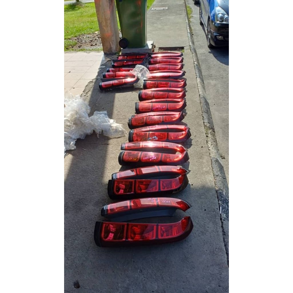 stoplamp belakang honda stream facelift