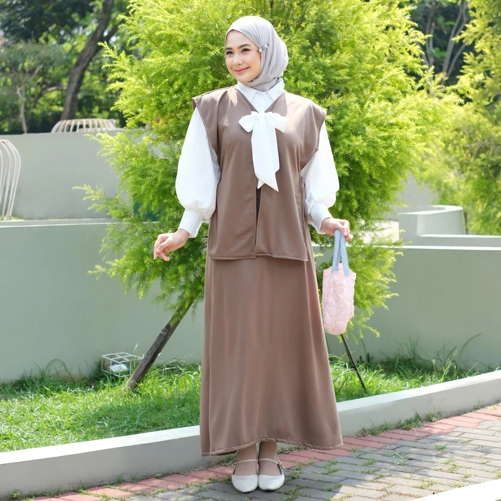 Mybamus Amari One Set Vest Skirt Setelan Vest