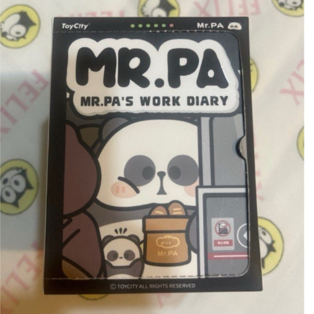 

Mr Pa’s work diary blind box