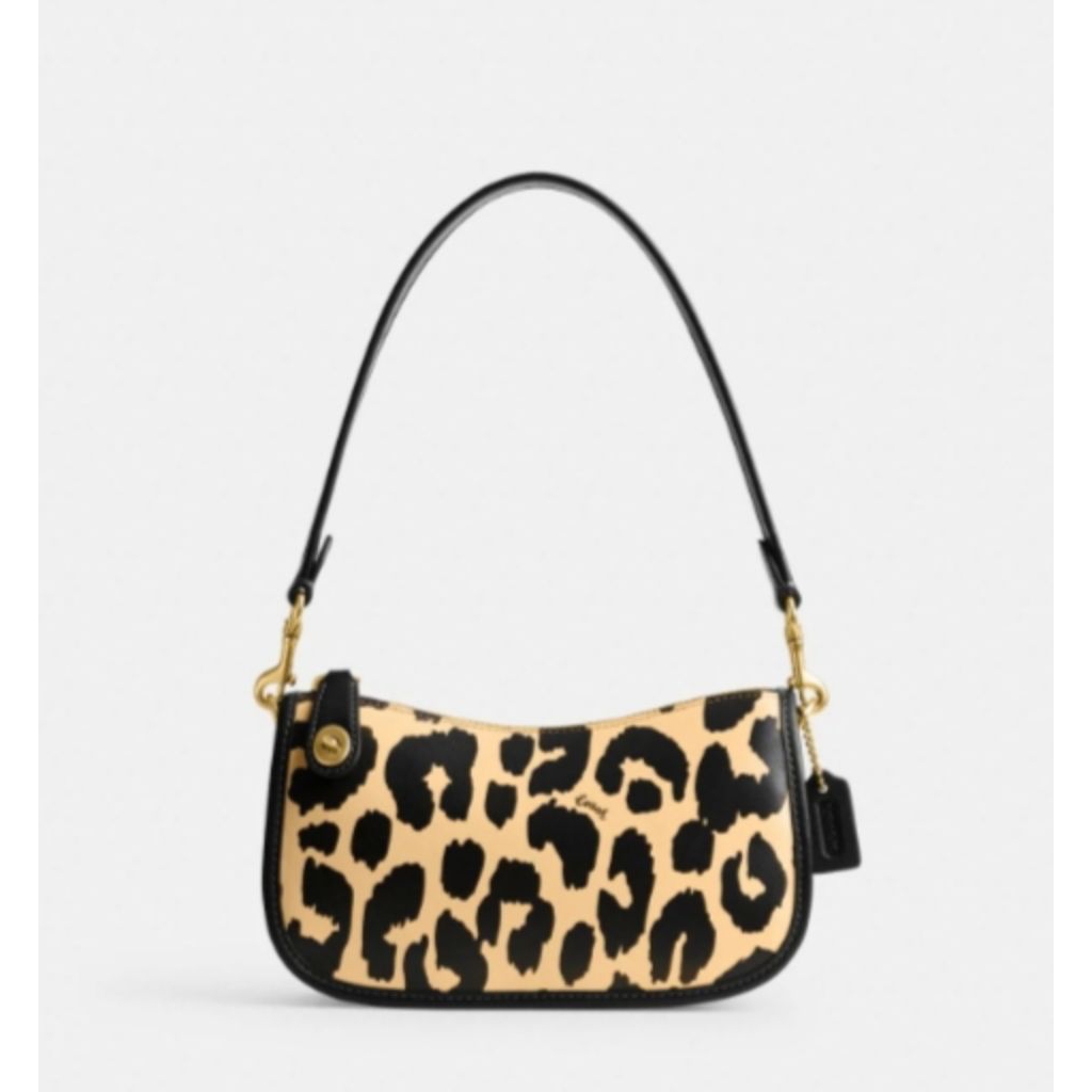 COACH swinger 20 with leopard print