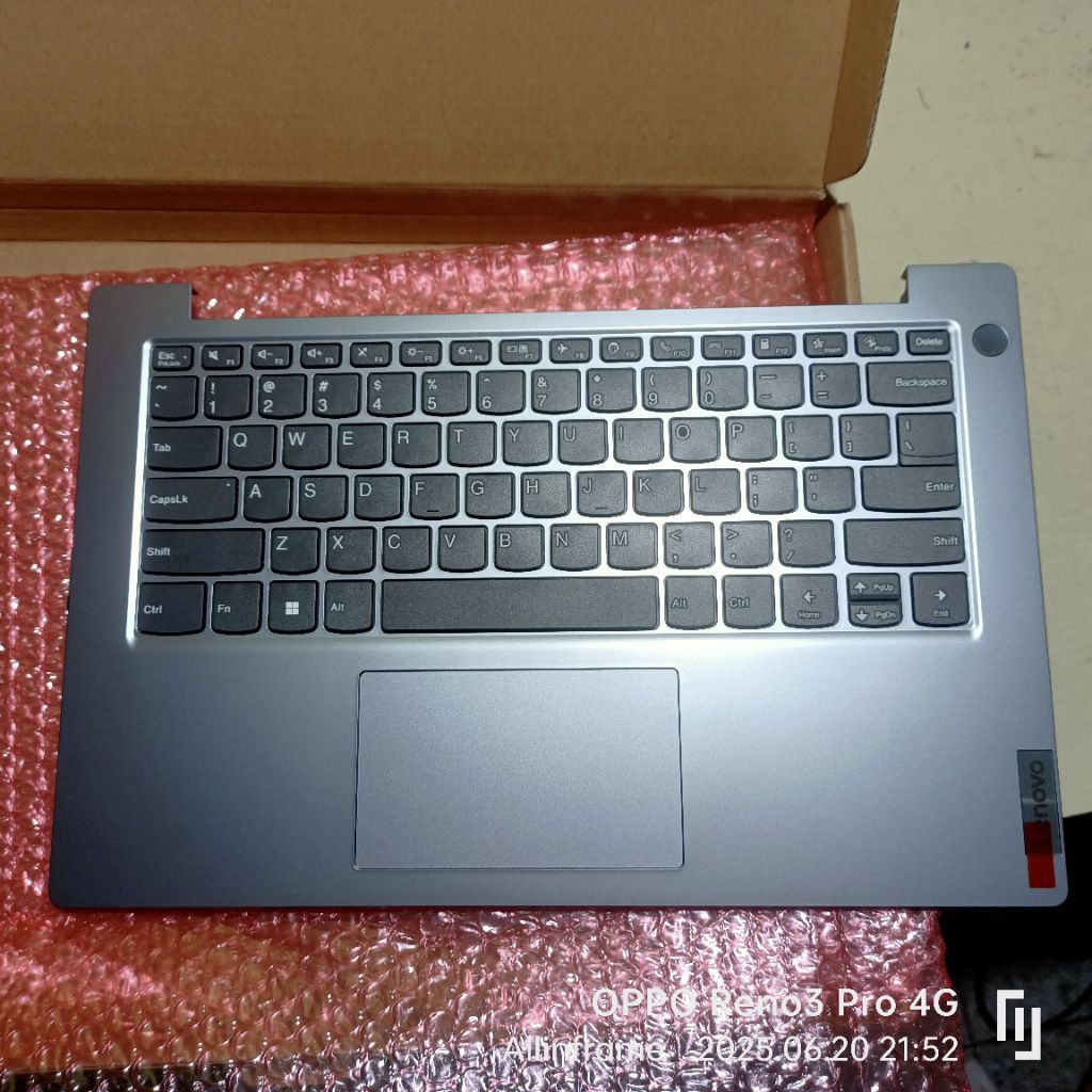 NEW Frame Keyboard LENOVO V14 G4 IAN, V14 G4 IRU, V14 G4 AMN, V14 G4 ABP