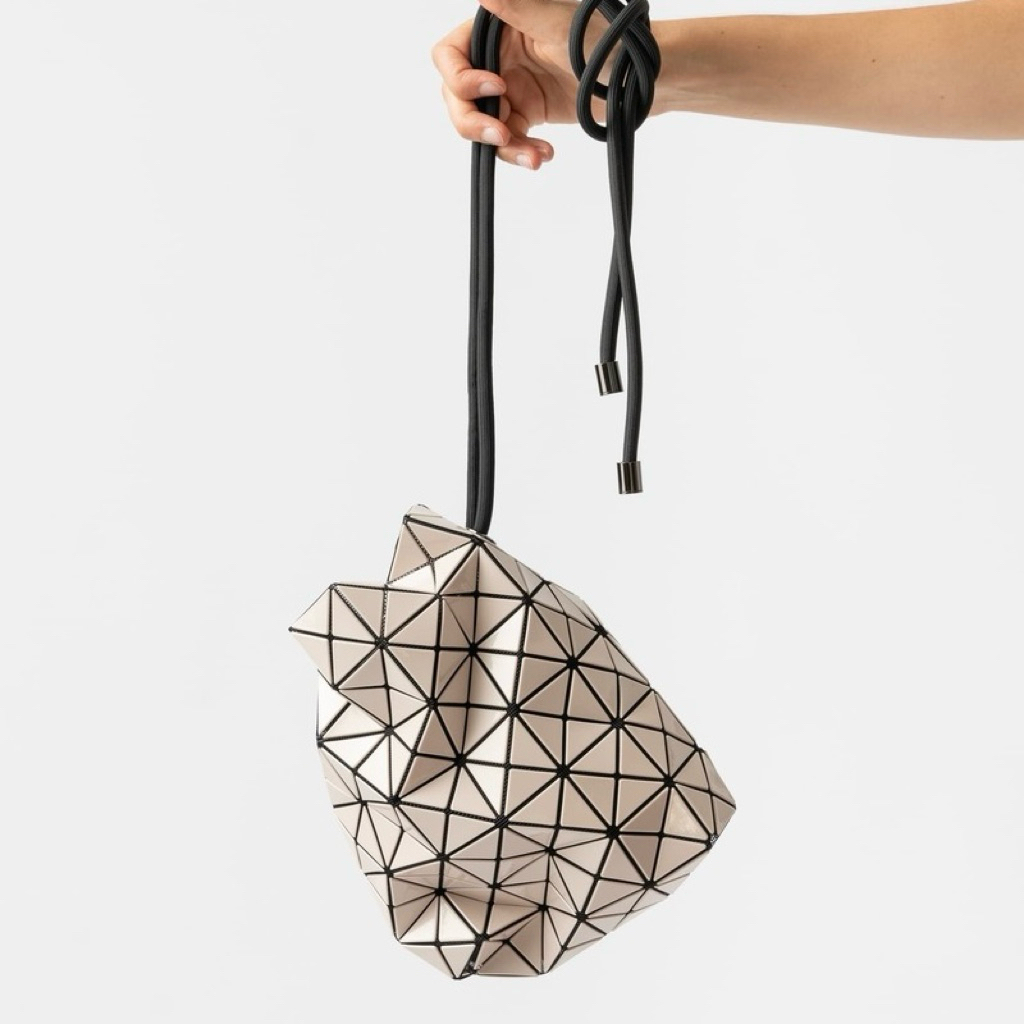 BAO BAO BAOBAO ISSEY MIYAKE Wring Bucket Crossbody Bag