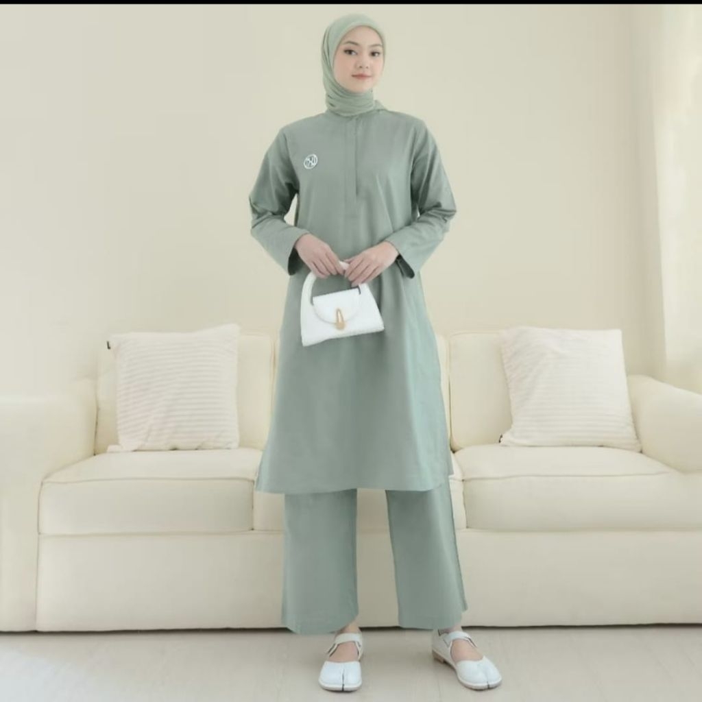 jual rugi new with tag n paper bag hera set by the nuna , akasha blouse dan shamiya shirt  by heaven