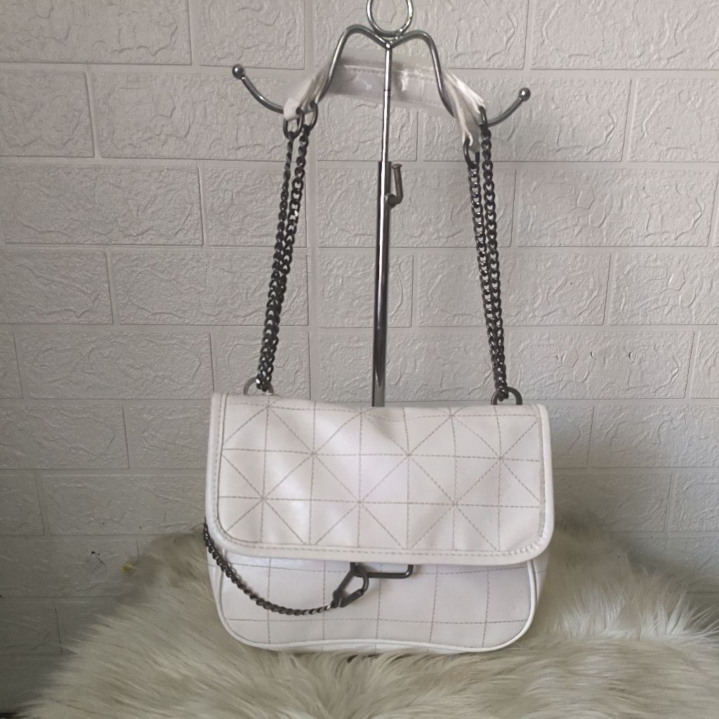 Tas Zara rantai