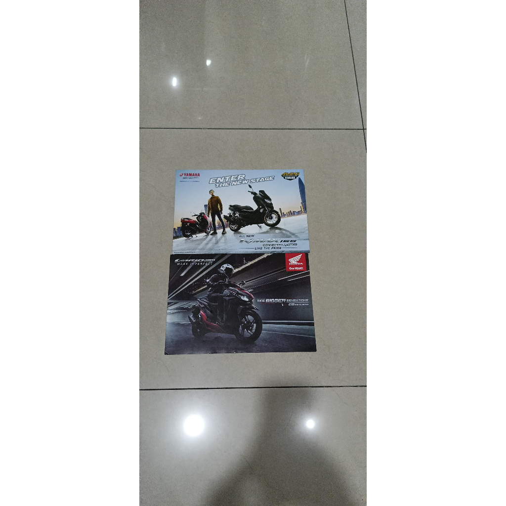 Brosur paket Katalog Motor Honda Vario 150 Led New Last Edition dan Brosur Yamaha Nmax 2021