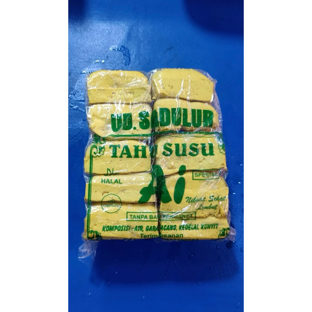 

Tahu bandung Ai isi 10 terbuat dari kacang kedelai