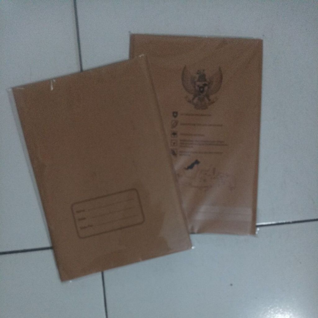 

sampul buku boxy panjang. 20lembar.70gsm.