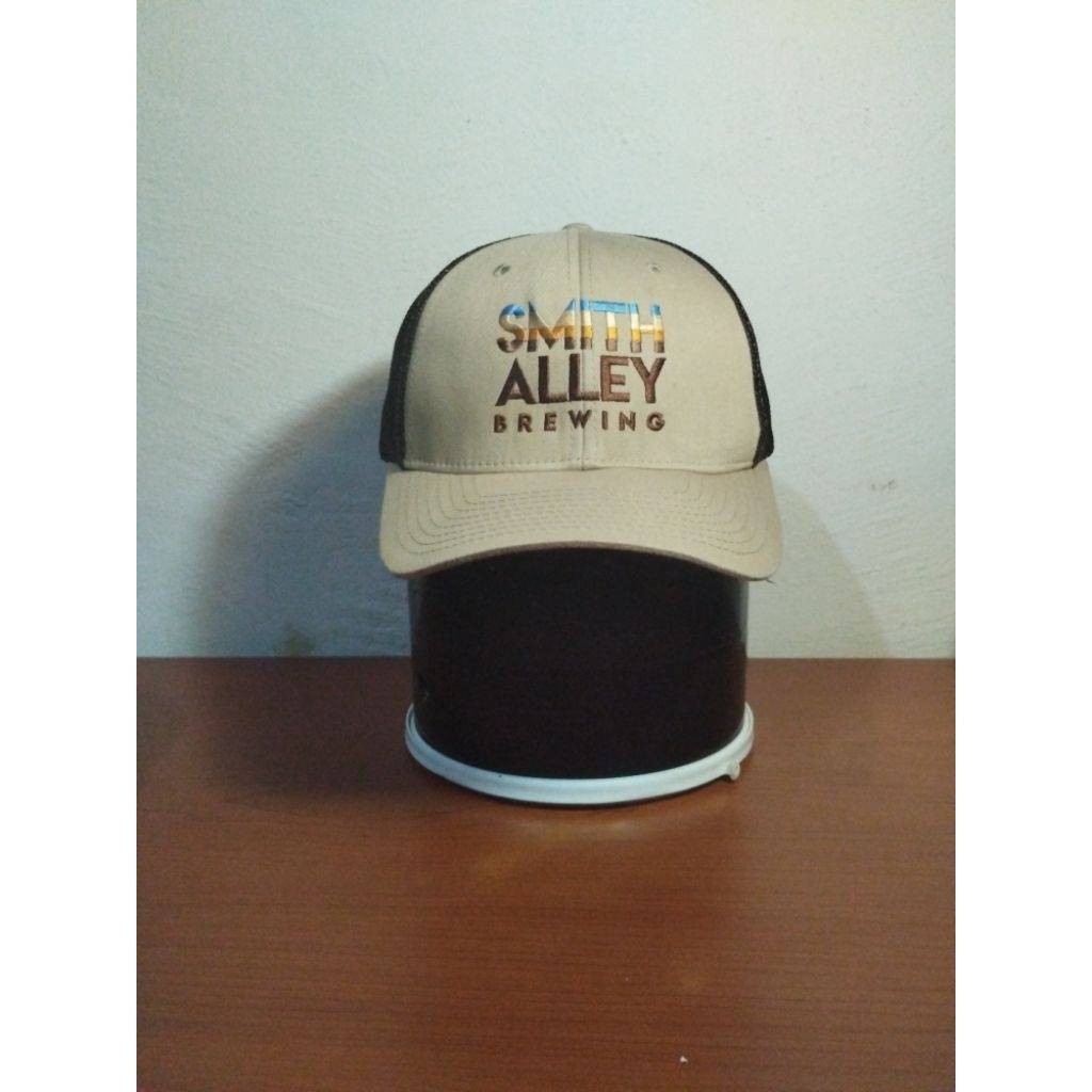 Topi Trucker Smith Alley Brew