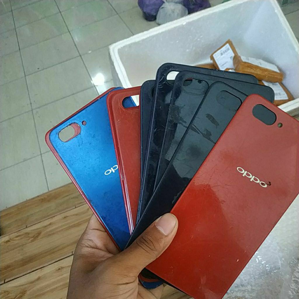 backdoor only bekas Oppo a3s 1803,tidak ada kaca kamera dan kaca flash