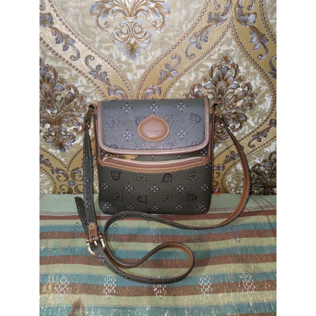 Sling mini kulit preloved
