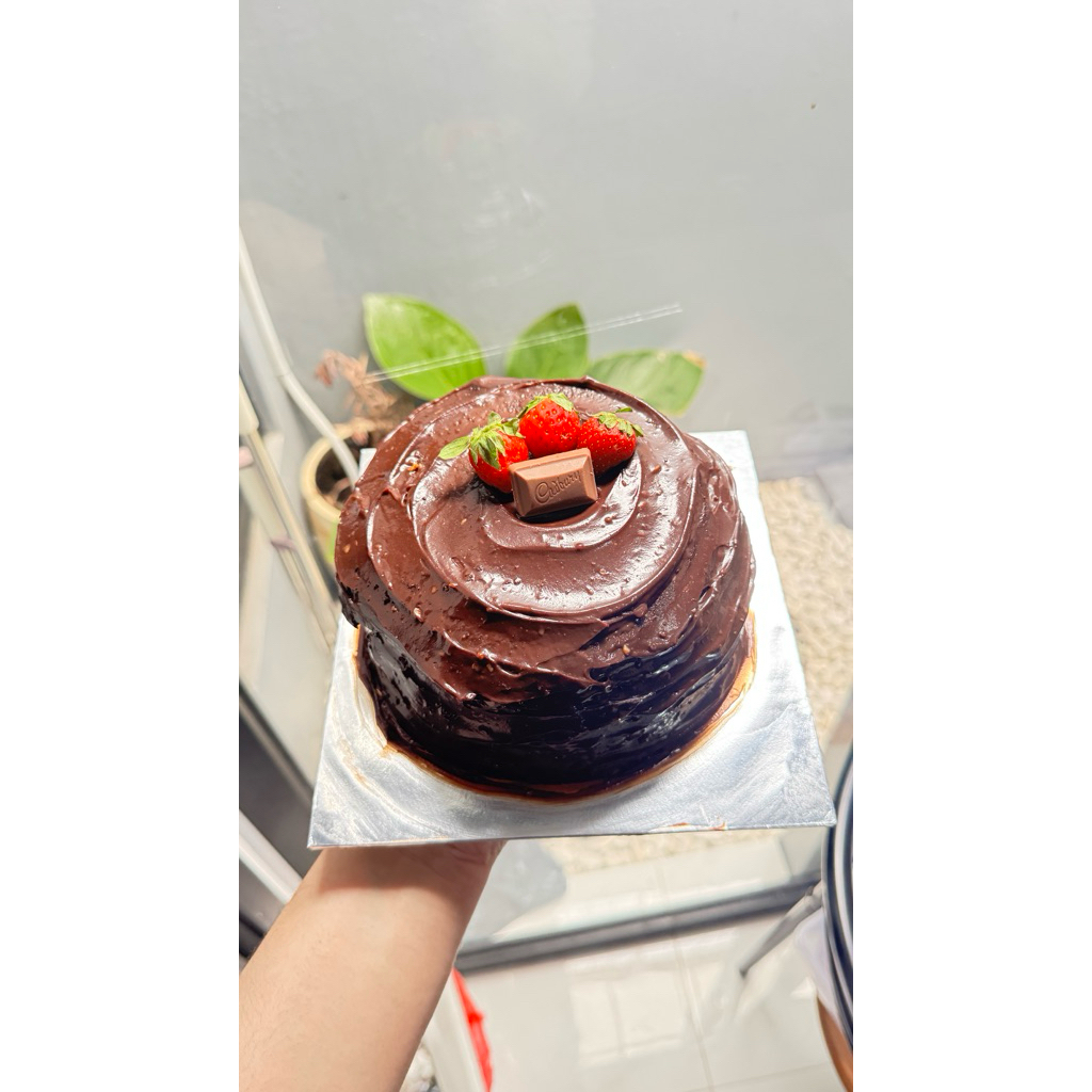 

Chocolate Cake Classic - Diameter 16 cm