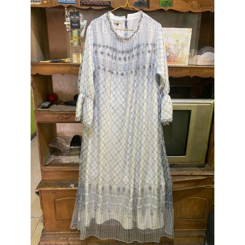 preloved JAVINA Aleeza with blue