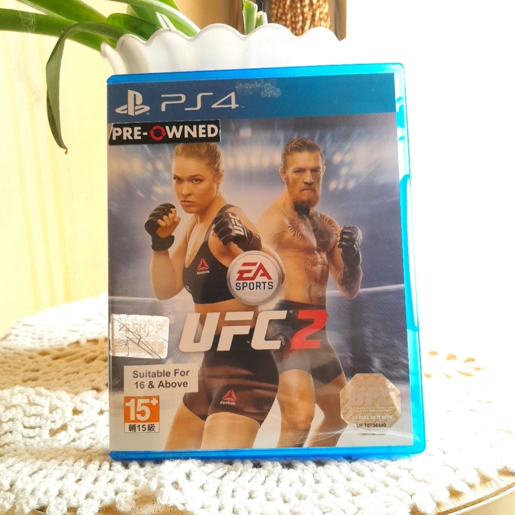 cd game bd ps4 ufc2 (bisa nego)