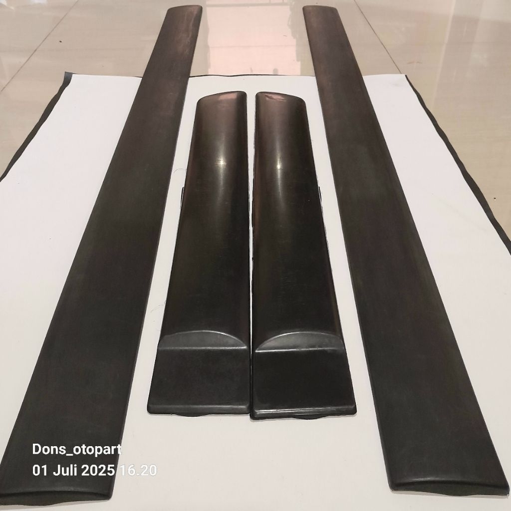 List moulding body pintu NISSAN XTRAIL T31 bahan injec original asli