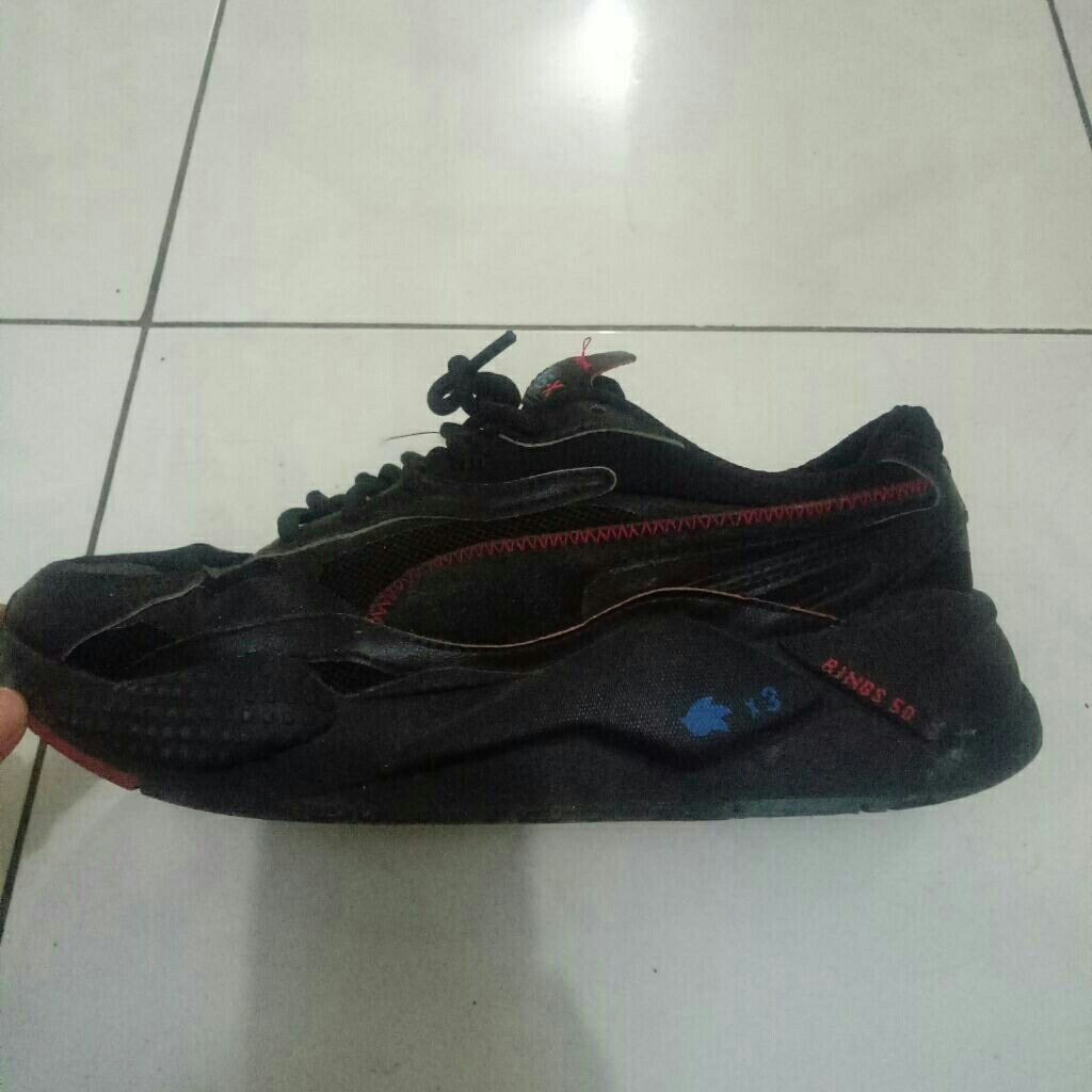 sepatu hitam preloved // sepatu hitam pria // sepatu hitam wanita.