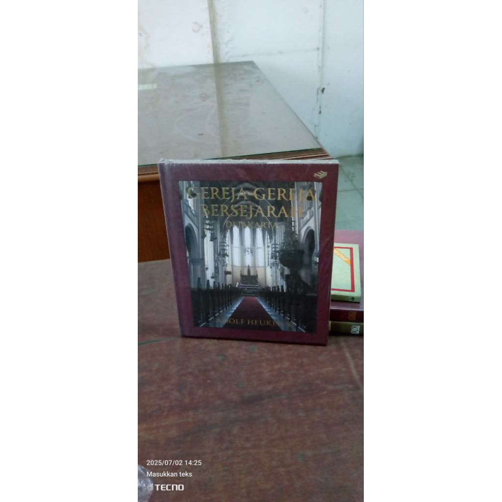GEREJA-GEREJA BERSEJARAH DI JAKARTA - Pengarang: Adolf Hueken S.J ( Hard Cover LUX)