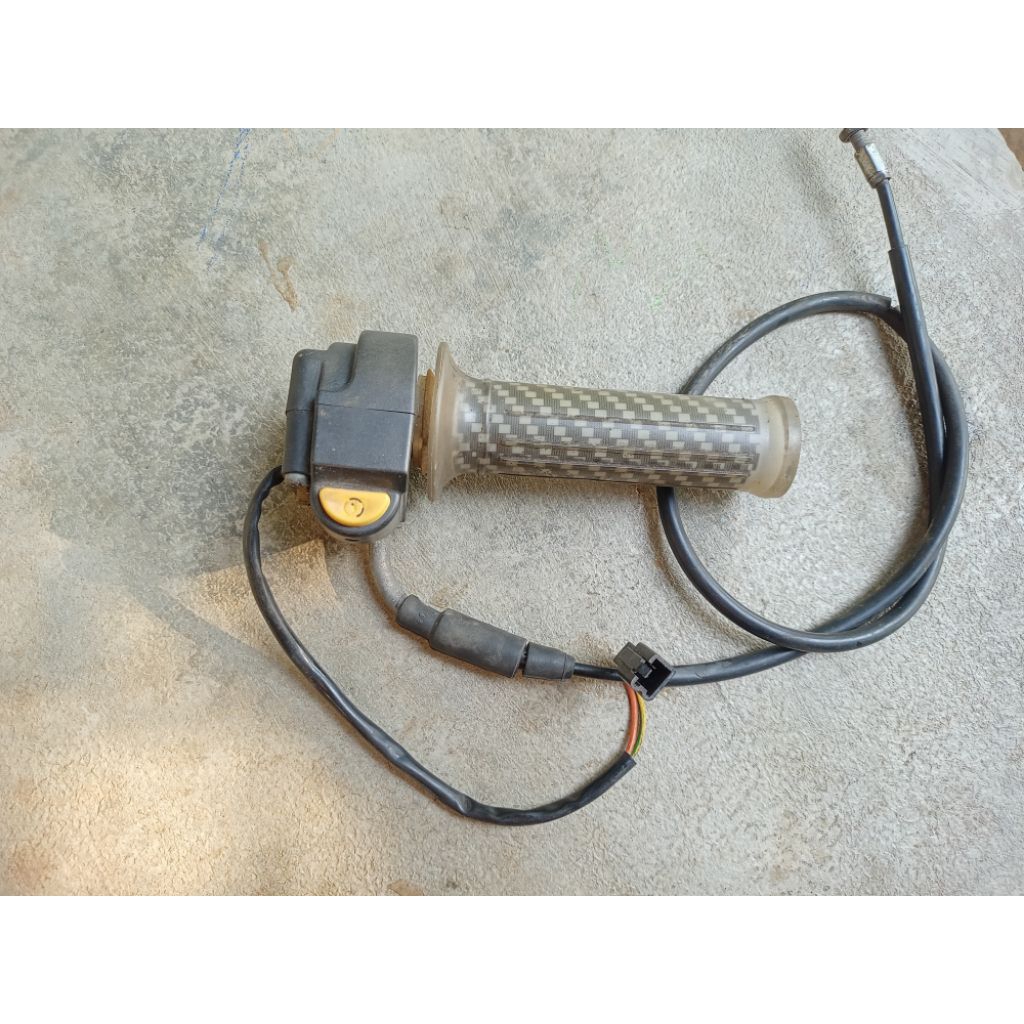 holder kanan satria f