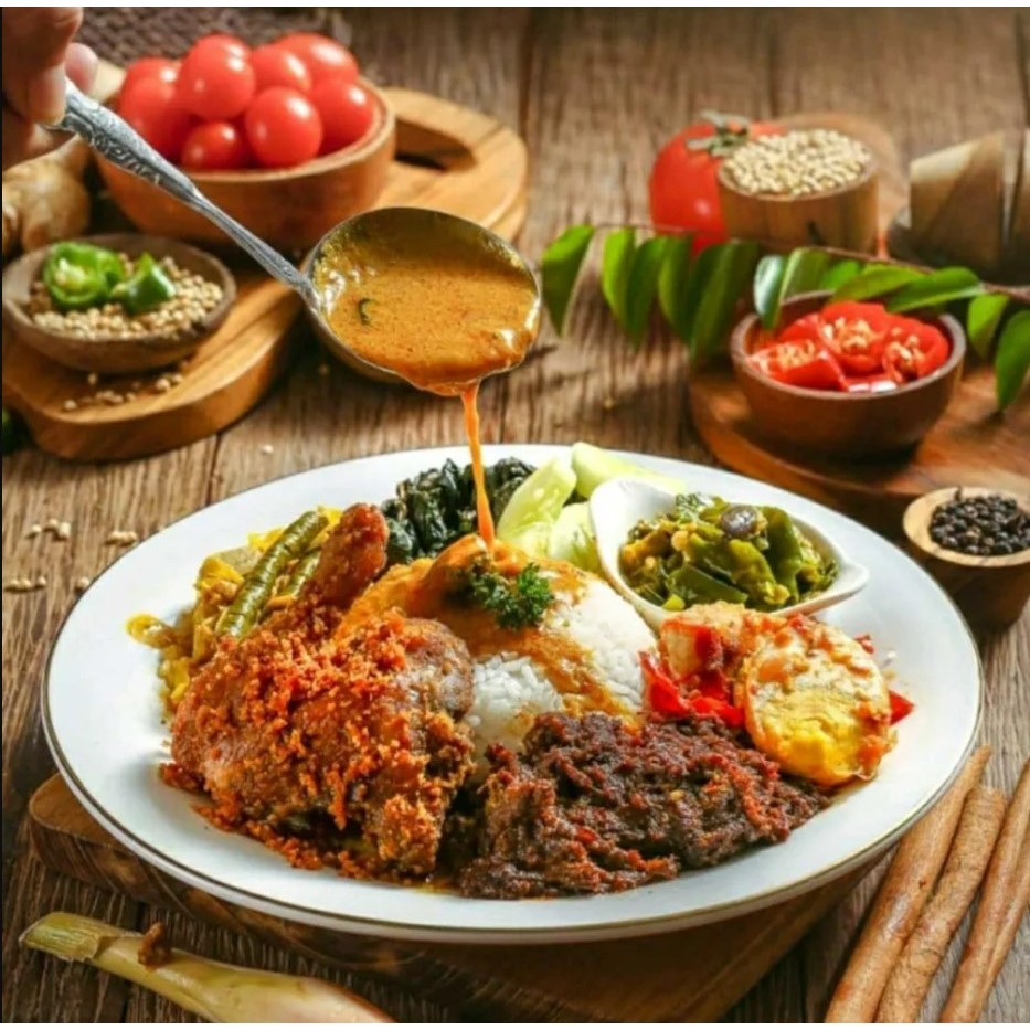 

Nasi Lauk Rendang Instan Dengan Kantong Pemanas by Katuju Indonesia