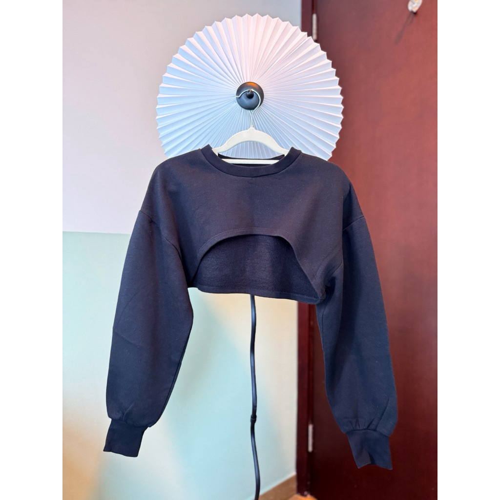 ZARA crop sweater Preloved