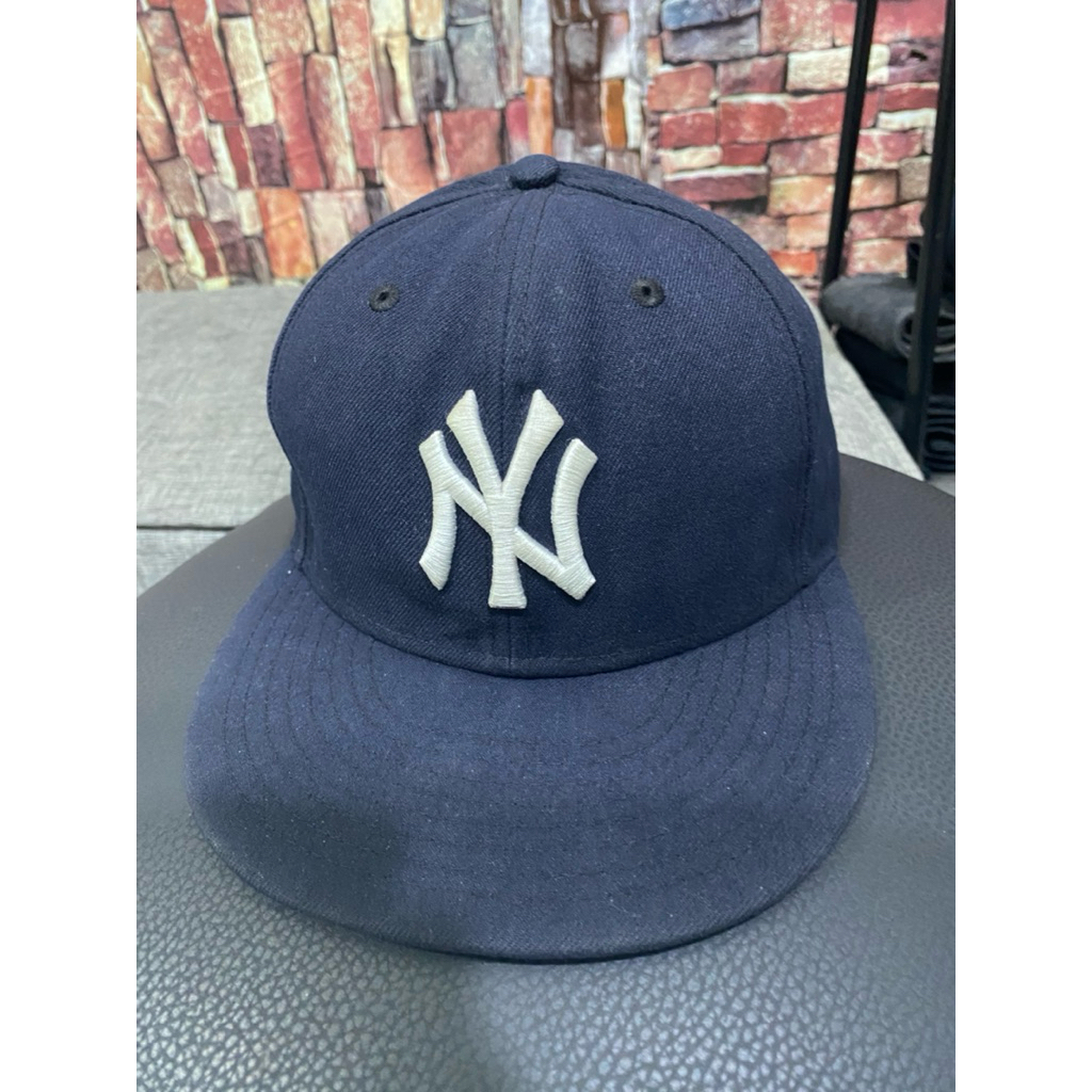 new era NY Yankees 59fifty size 7 3/8