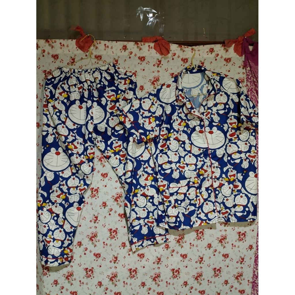 Baju tidur piyama doraemon