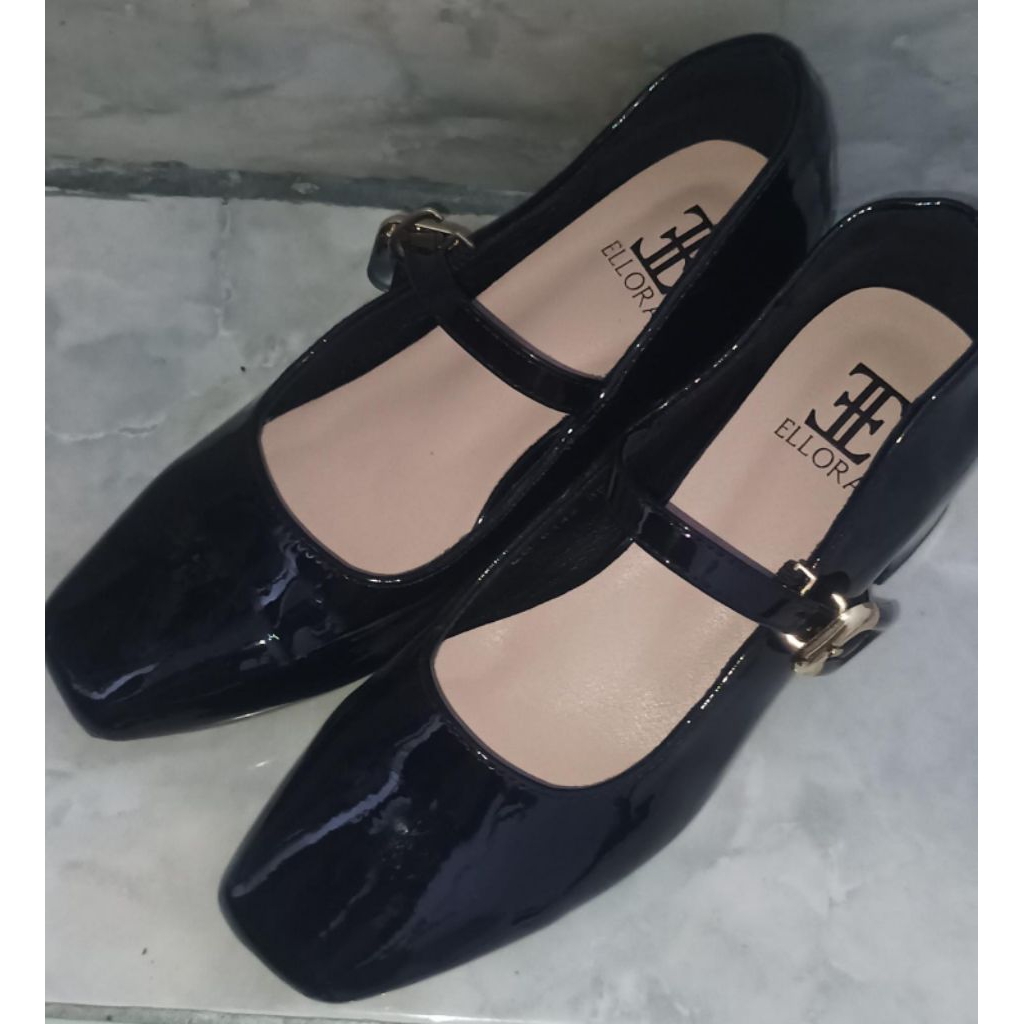 Sepatu Flat Shoes Wanita Ellora Preloved