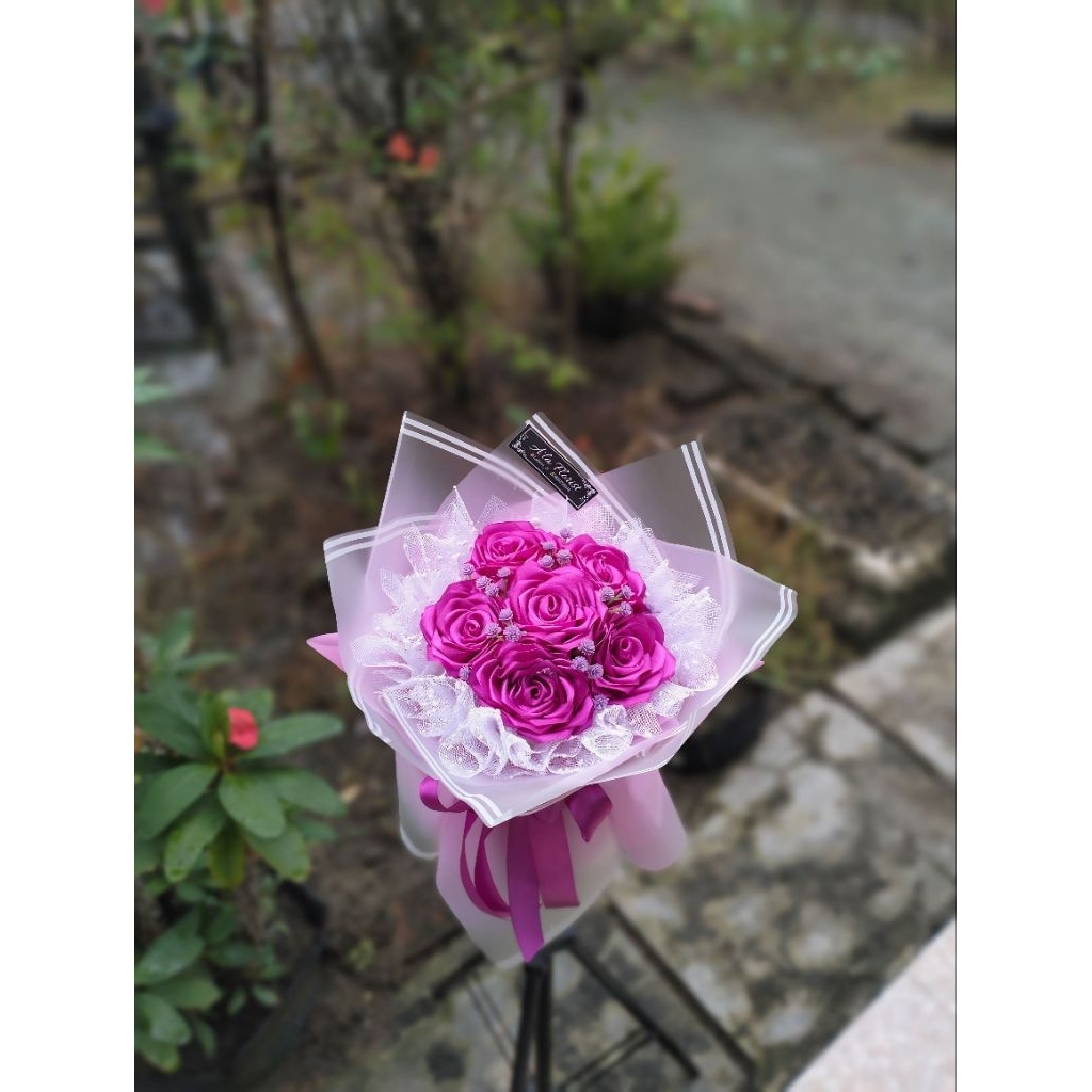 

Buket pita Satin Ungu