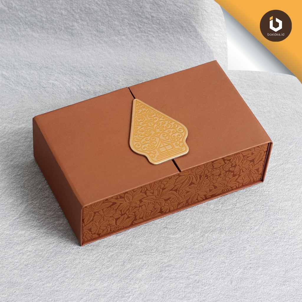 

Hard Box Custom | Box Tutup Jendela Warna Tembaga Uk. 26x14.5x8cm | Box Hamper/Lebaran/Packaging
