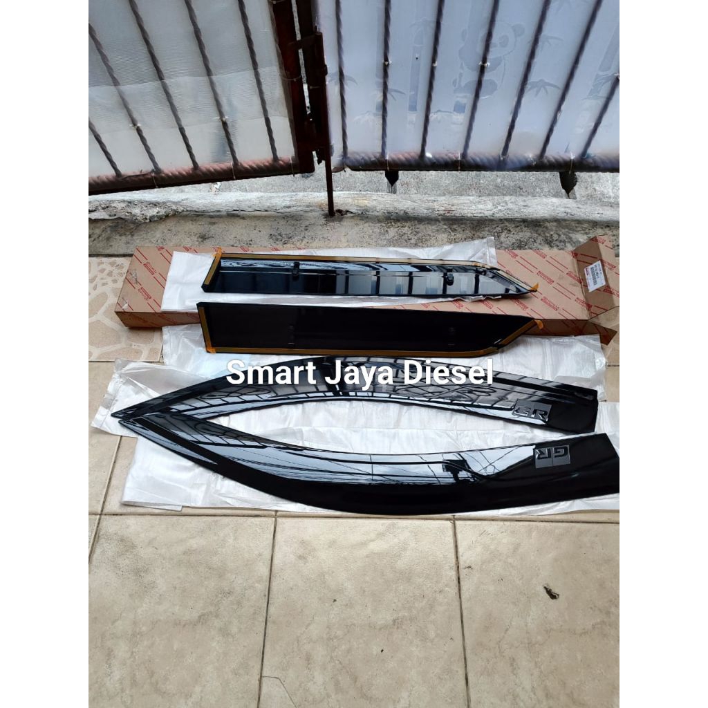 Talang Air Side Visor Fortuner Gr Sport Original