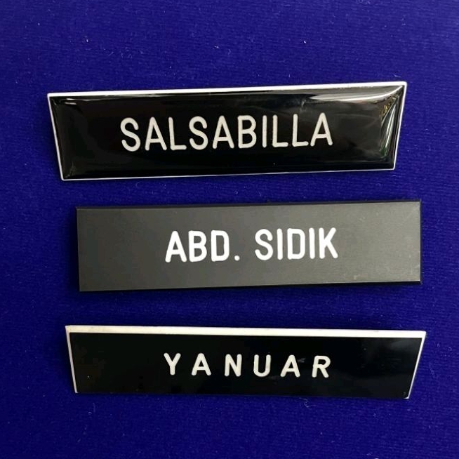 

Pin Nama Dada/ Name Tag