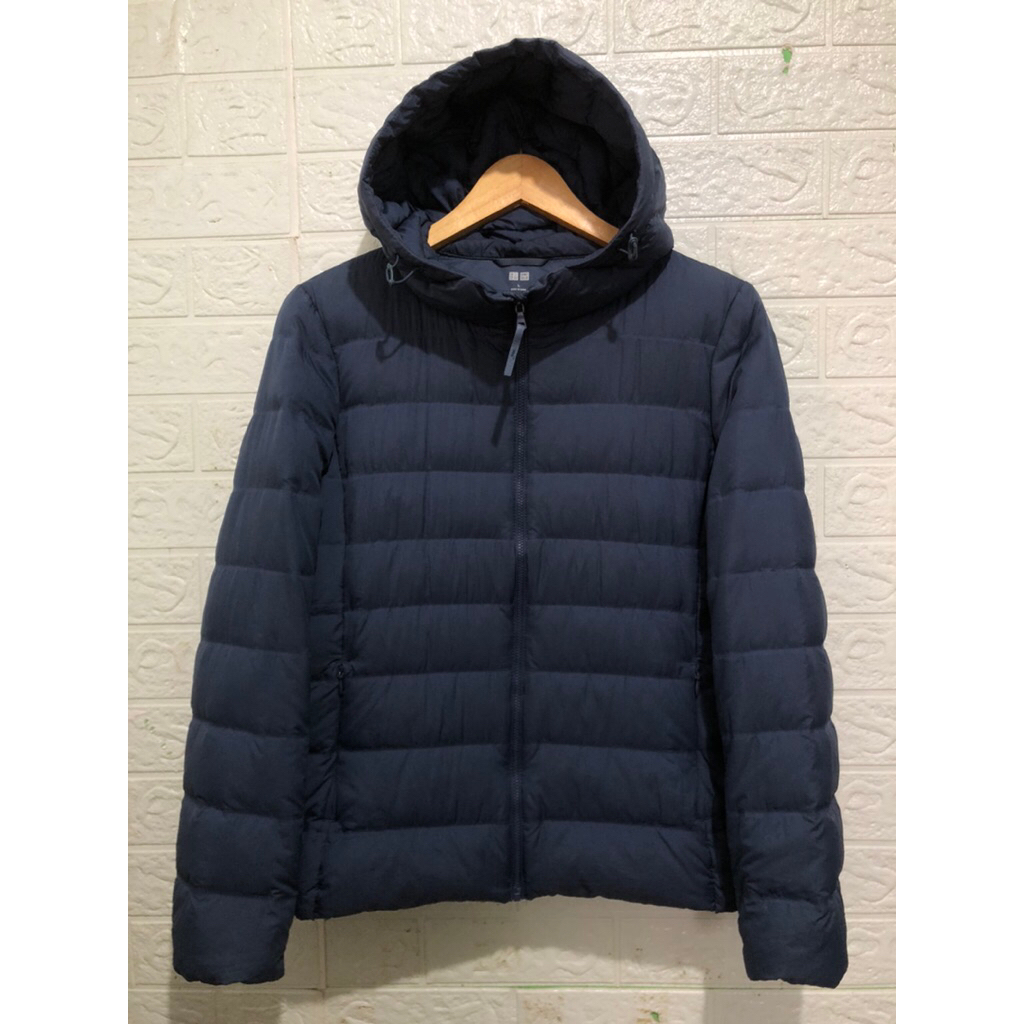 UNIQLO Ultraligh Down Seamless hoodie jaket Navy blue